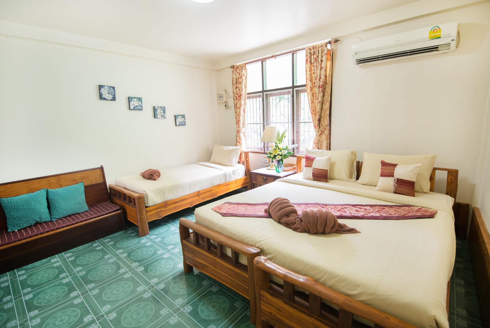 Pongphen Guesthouse - Sha Plus Certified Kanchanaburi City Exteriör bild