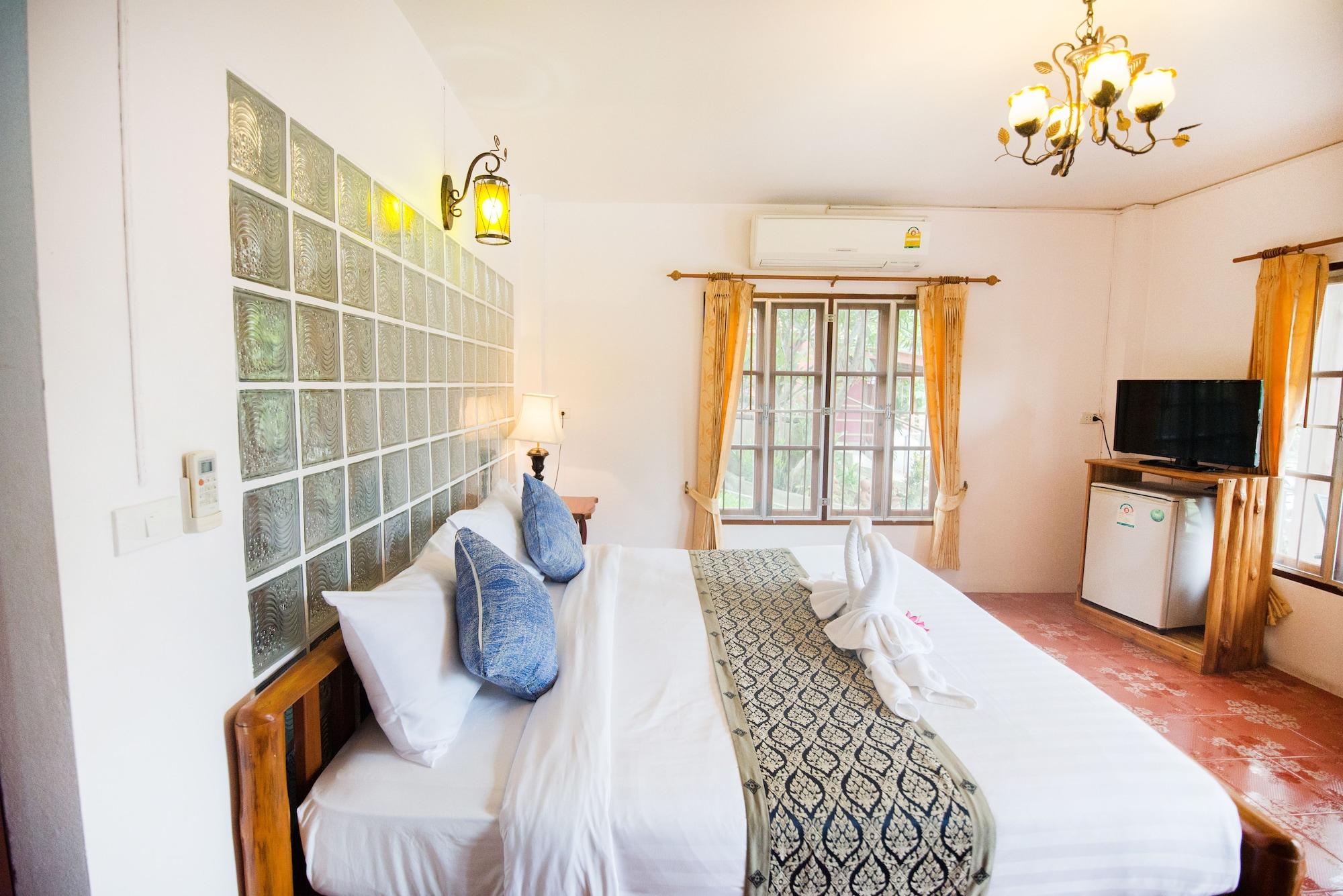 Pongphen Guesthouse - Sha Plus Certified Kanchanaburi City Exteriör bild