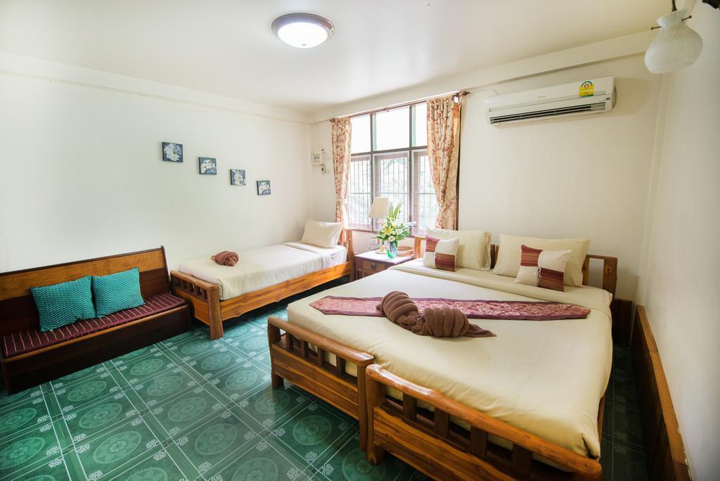 Pongphen Guesthouse - Sha Plus Certified Kanchanaburi City Exteriör bild